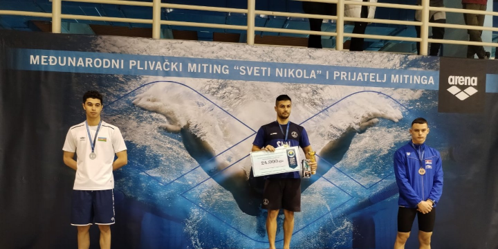 Azərbaycan üzgüçüləri Serbiyada beynəlxalq yarışda 8 medal qazanıb