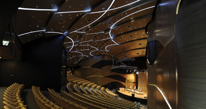 Bakıda Yaradıcı İttifaqların və Mədəniyyət Xadimlərinin birinci qurultayı işə başlayıb