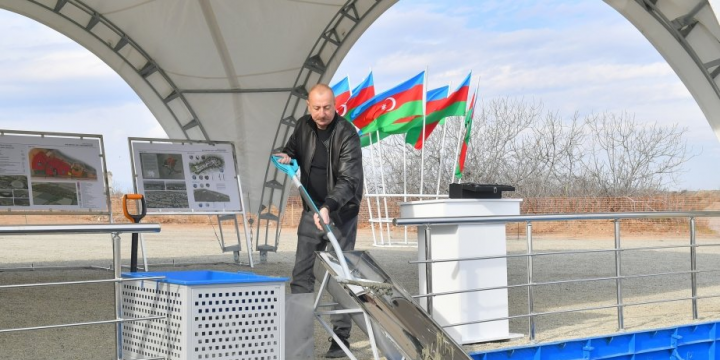 Prezident İlham Əliyev Ağdam rayonunun Baş Qərvənd kəndinin təməlqoyma mərasimində iştirak edib