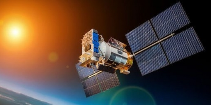 Çin orbitə üç peyki uğurla çıxarıb