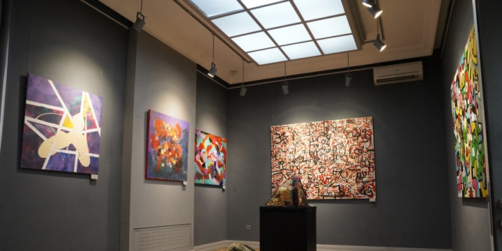 İçərişəhərdə “Qurama Art” sərgisi açılıb