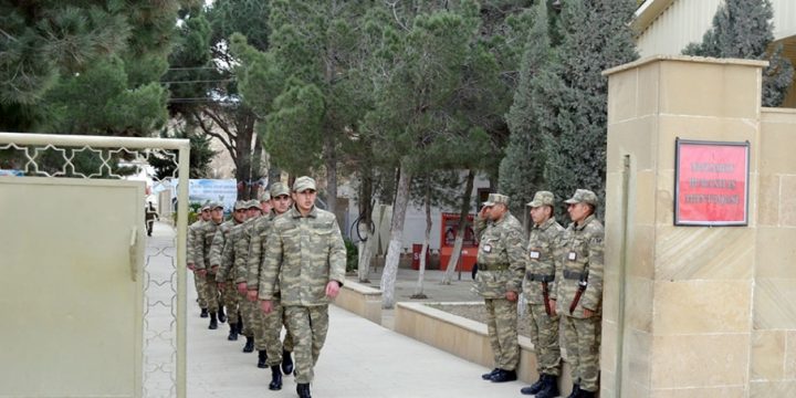 Müddətli həqiqi hərbi xidmət müddəti başa çatmış daha bir qrup hərbi qulluqçu ehtiyata buraxılıb