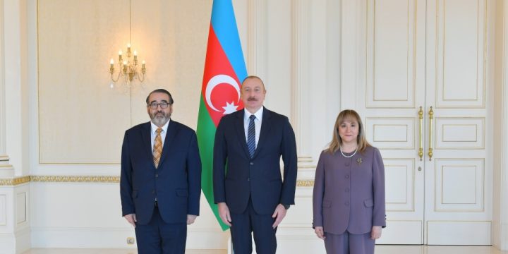 Perunun ölkəmizdə yeni təyin olunmuş səfiri etimadnaməsini Azərbaycan Prezidentinə təqdim edib