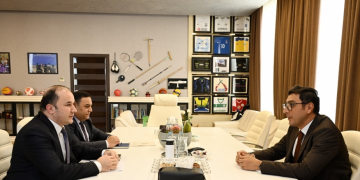 Azərbaycanla Tacikistan arasında gənclər siyasəti və idman sahəsində əməkdaşlığın perspektivləri müzakirə olunub