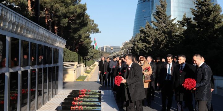 Turkish Minister of National Education pays tribute to Great Leader Heydar Aliyev and Azerbaijani martyrs