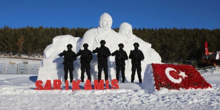 Türkiyədə Sarıqamış şəhidlərinin xatirəsi anılır