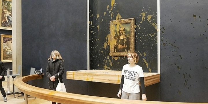 Ekoloji fəallar Luvrdakı “Mona Liza” tablosunun üzərinə şorba töküblər