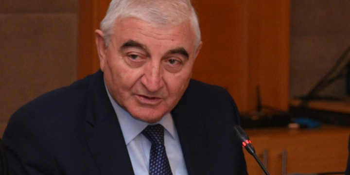 Məzahir Pənahov: Seçki məsələsində hər birimiz ilk növbədə Azərbaycan vətəndaşı olmalıyıq