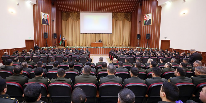 Azərbaycan Ordusunun kadr işləri üzrə heyəti ilə təlim-metodiki toplanış keçirilib