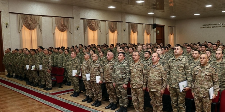 Azerbaijan Army holds meetings on summary of 2023