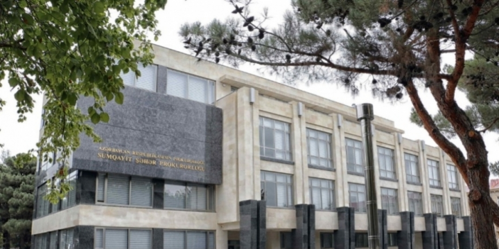 Baş Prokurorluq: Sumqayıtda bir ailənin 5 üzvünün dəm qazından zəhərlənməsi ilə bağlı araşdırma aparılır