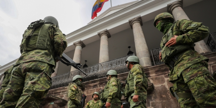 Ekvadorda iğtişaşlardan sonra tutulanların sayı iki minə yaxınlaşır