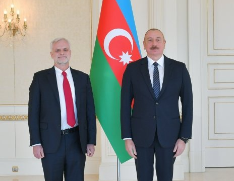 President Ilham Aliyev received credentials of incoming U.S. ambassador to Azerbaijan