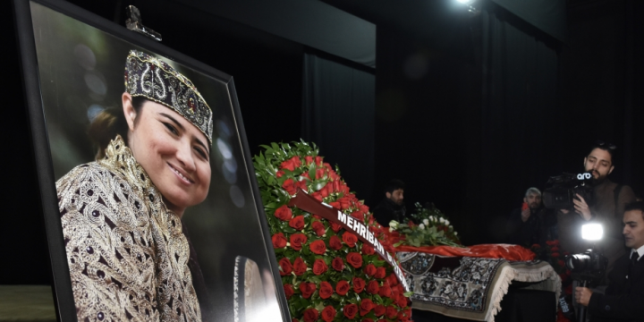 Əməkdar artist Aygün Bəylər son mənzilə yola salınıb