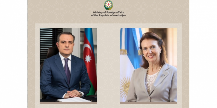 Azərbaycanın xarici işlər nazirinin argentinalı həmkarı ilə telefon danışığı olub