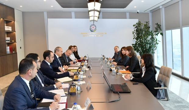 Mikayıl Cabbarov Dünya Bankının nümayəndəsi ilə görüşüb
