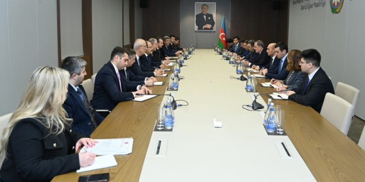 Azerbaijani FM meets with Chairman of National Defense Committee of Grand National Assembly of Türkiye