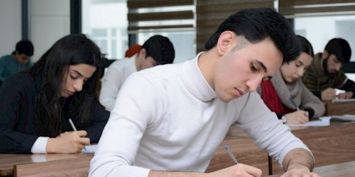 İlahiyyat İnstitutu: İmtahanlarda yüksək nəticə göstərən tələbələrə adlı təqaüdlər veriləcək