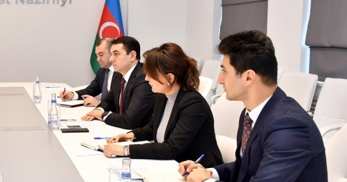 Mədəniyyət naziri Adil Kərimli üçüncü “Yüksəliş” müsabiqəsinin qalibləri ilə görüşüb