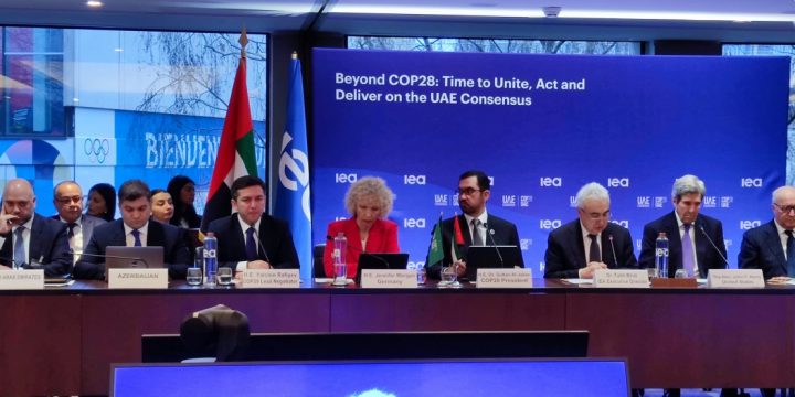 Parisdə COP28 və COP29-a həsr olunmuş yüksək səviyyəli dəyirmi masa işə başlayıb