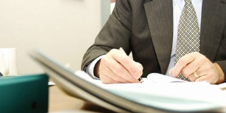 Dövlət qulluğu üzrə imtahandan müvəffəqiyyətlə keçən namizədlərə sertifikatların verilməsinə başlanılıb
