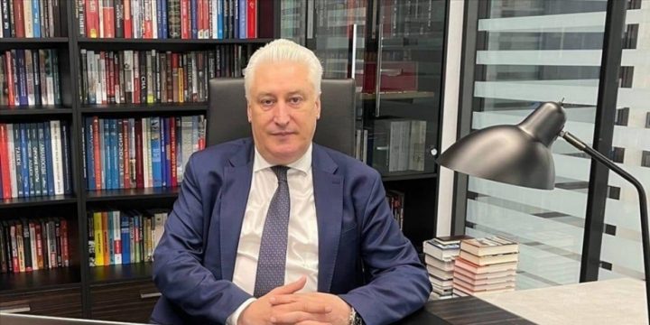 Rusiyalı politoloq: Ermənistanın KTMT ilə əlaqələrini kəsməsi Parislə razılaşdırılıb