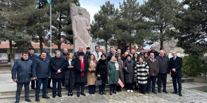 “II Beynəlxalq Rəsulzadə qiraətləri” mövzusunda konfrans keçirilib