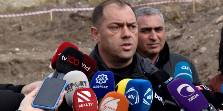 Əsgəran qalası yaxınlığında aşkar edilən məzarlıqdakı insan qalıqlarının Xocalı sakinlərinə aid olması ehtimal edilir