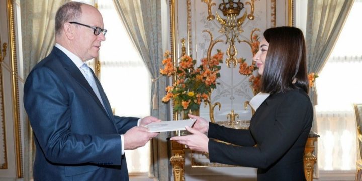 Azerbaijani ambassador presents her credentials to Prince Albert II of Monaco