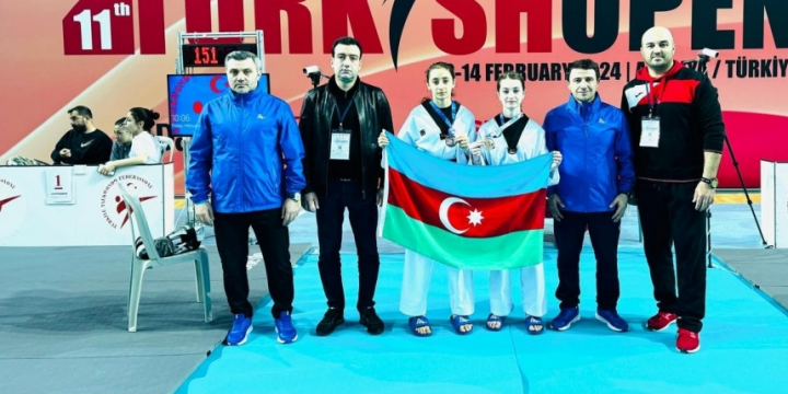 Azerbaijani female taekwondo fighters claim two medals at Turkish Open tournament