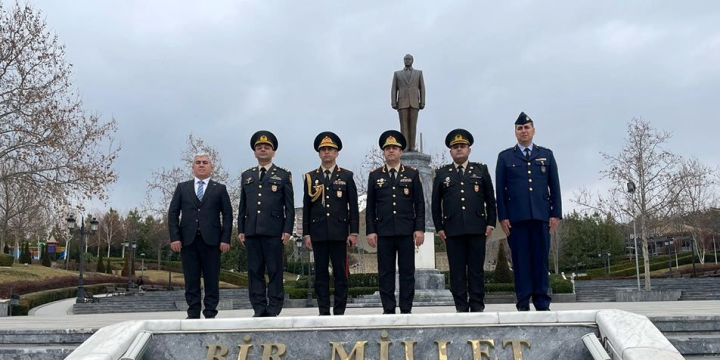 Türkiyədə təhsil alan kursantlarla görüş keçirilib