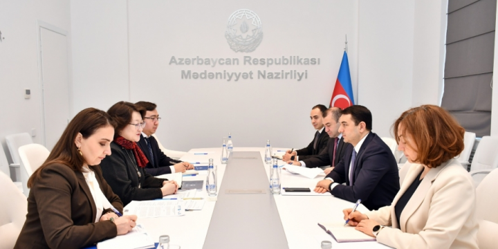 Mədəniyyət naziri Türk Mədəniyyəti və İrsi Fondunun prezidenti ilə görüşüb