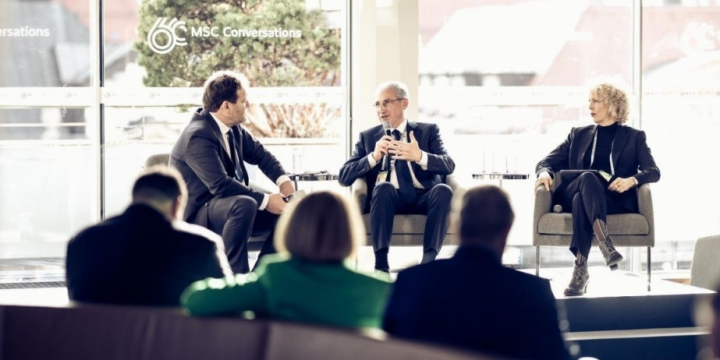 Azerbaijan`s Minister of Ecology and Natural Resources, German Federal Foreign Office Special Envoy for International Climate Action discuss joint activities in climate realm