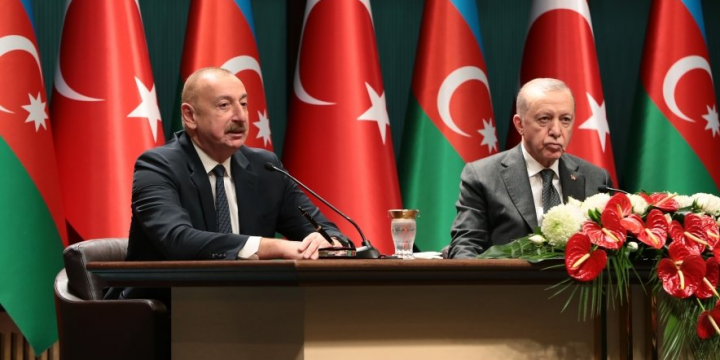 Prezident İlham Əliyev və Prezident Rəcəb Tayyib Ərdoğan mətbuata bəyanatlarla çıxış ediblər