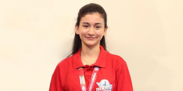 Student of Baku Higher Oil School receives Presidential Award