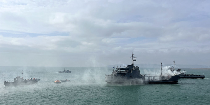 Tactical exercise of group of combat and support ships held, Defense Ministry
