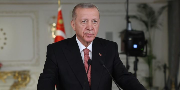 Rəcəb Tayyib Ərdoğan: Dünya Qarabağda törədilən qırğınlara qarşı heç bir tədbir görmədi
