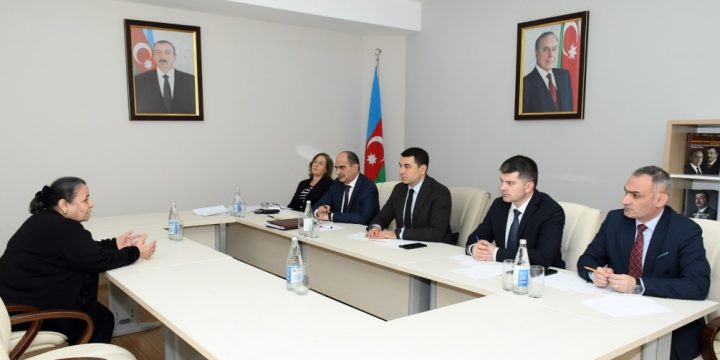 Mədəniyyət naziri Zaqatalada vətəndaşların müraciətlərini dinləyib