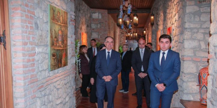 Albaniya Prezidenti “ABAD” Keramika Mərkəzində