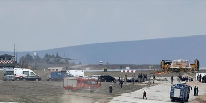 Türkiyədə təyyarə qəzası nəticəsində bir nəfər həlak olub