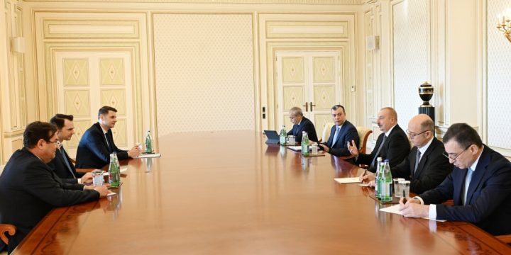 President of Azerbaijan Ilham Aliyev received Minister of Energy of Romania