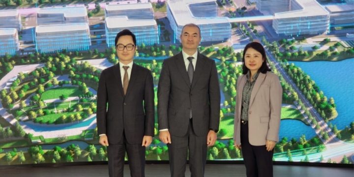 Head of Azerbaijan’s State Service of Special Communication and Information Security familiarizes himself with Alibaba Cloud computing solutions