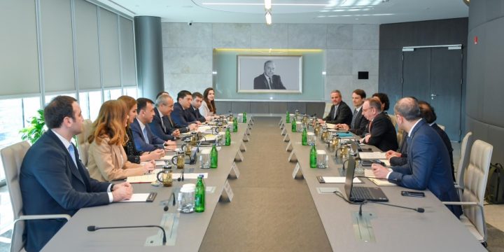 Azerbaijan, Asian Development Bank discuss prospects for cooperation