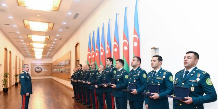 DSX-nin bir qrup hərbi qulluqçusu “Heydər Əliyevin 100 illiyi” yubiley medalı ilə təltif ediliblər
