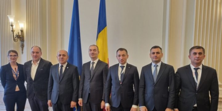 XRİTDX rəisi rumınıyalı həmkarı ilə birgə əməkdaşlıq istiqamətində görüləcək işləri müzakirə edib