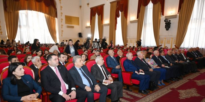 Qərbi Azərbaycana qayıdışla bağlı konfrans keçirilib