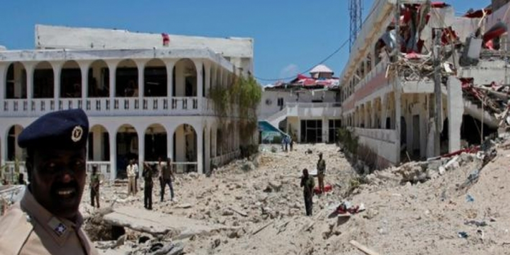 Somali prezidentinin iqamətgahı minaatanlardan atəşə tutulub