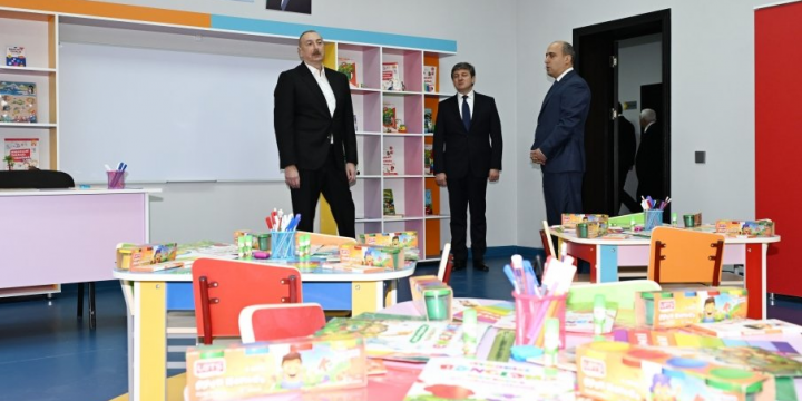 Prezident İlham Əliyev Qəbələnin Bum qəsəbəsində tam orta məktəbin yeni binasının açılışında iştirak edib