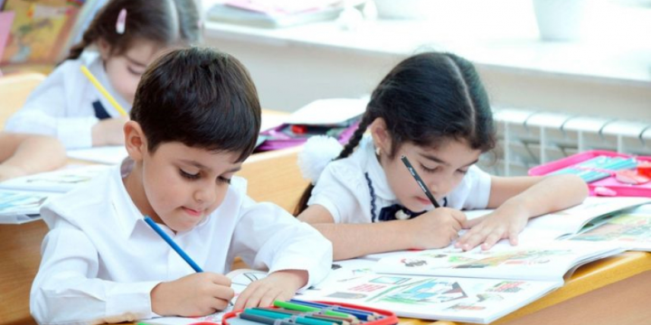 Birinci siniflərə qəbulla bağlı ən çox verilən suallar cavablandırılıb