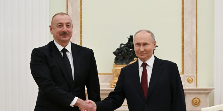 President Ilham Aliyev held one-on-one meeting with President Vladimir Putin